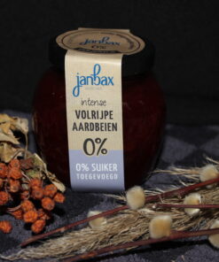 Volrijpe aardbeien jam zonder toegevoegde suikers